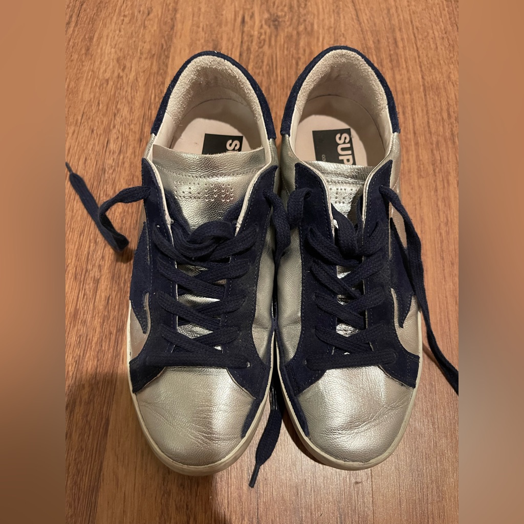 Golden Goose